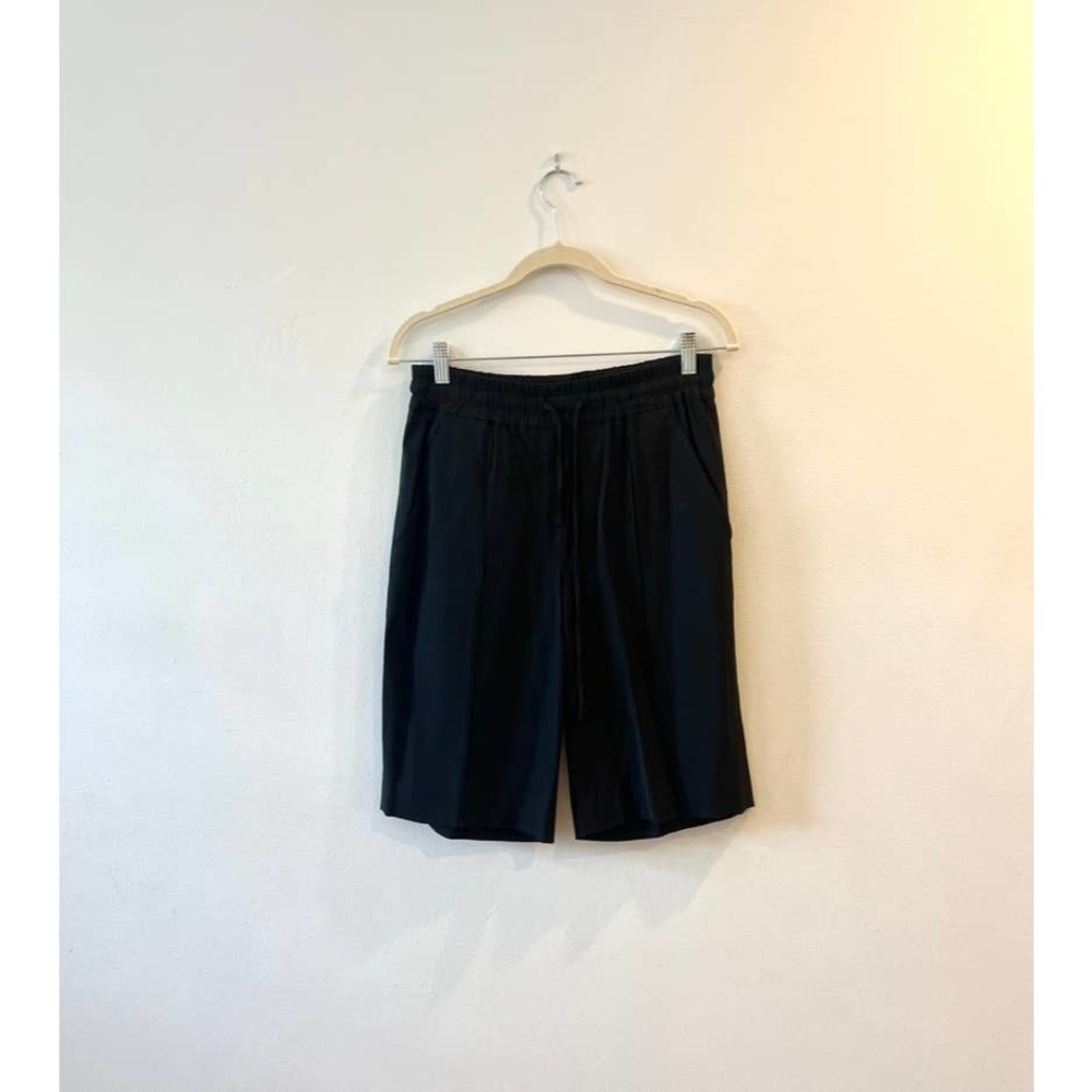 ALC silk knee length high waisted shorts with elastic waist